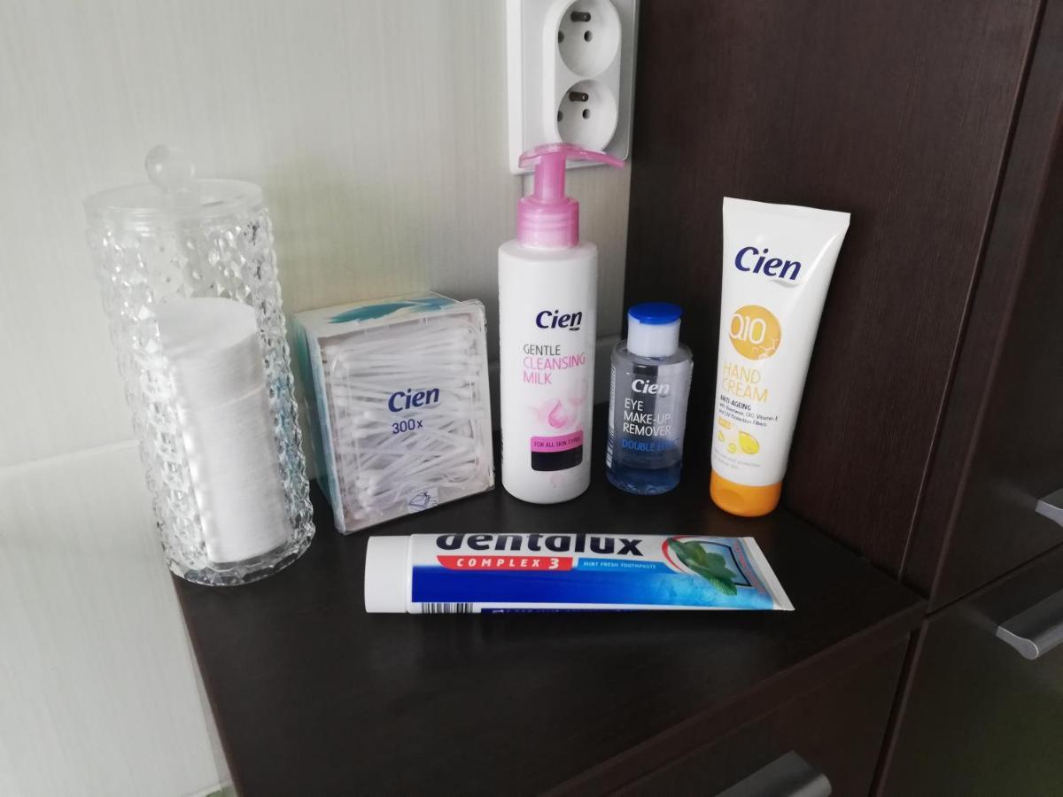 Apartman Tajov Pre 5-6 Osob, Privatne Parkovanie A Terasa Luaran gambar